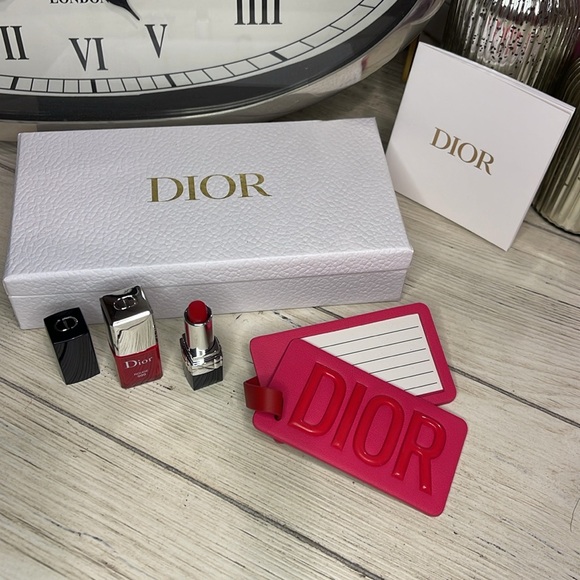 Dior Gift Set- Dior Luggage Tags, Popular 999 Lipstick and Mystery Item. - Picture 2 of 7